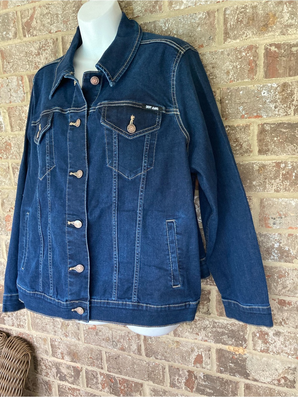 DKNY Denim trucker jacket size 2X New With Tags - Picture 3 of 10